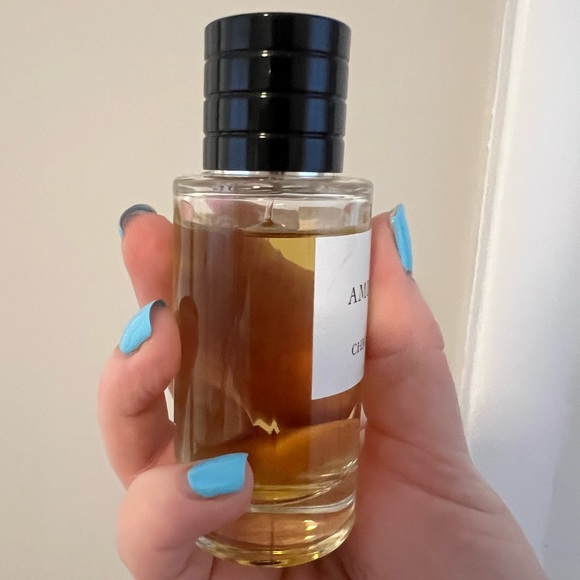 Amber Nuit perfume - Picture 2 of 2